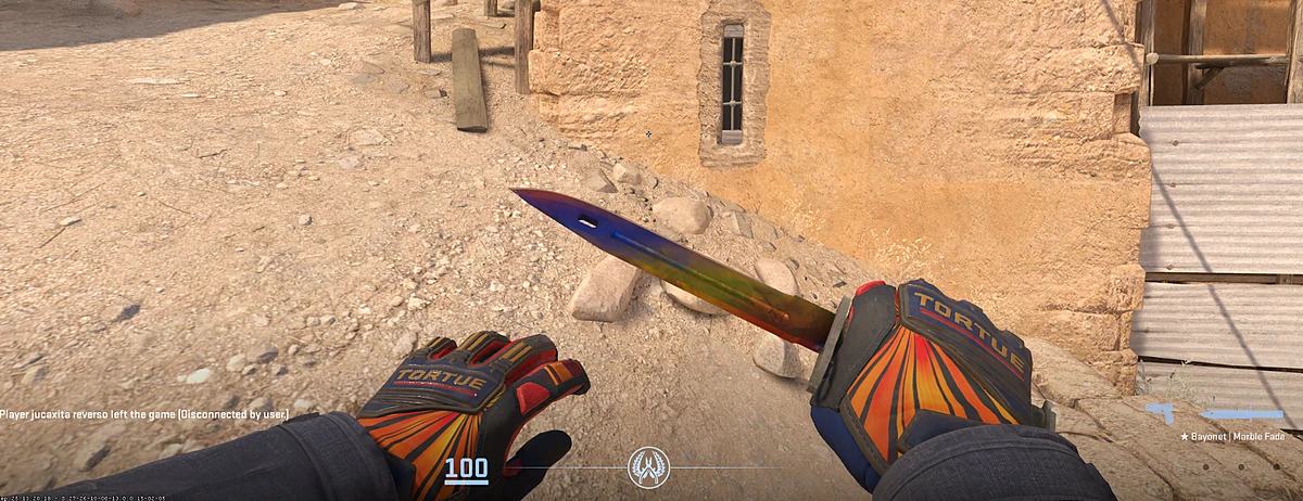 Specialist Gloves Sunburst with Bayonet | Marble Fade in CS2